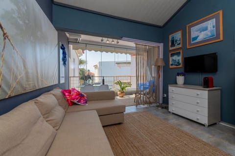 TV and multimedia, Living room, Photo of the whole room, Seating area