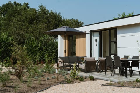 Garden, Balcony/Terrace