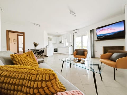 Olympus A1 - by Verde Apartments Apartment in Chalandri