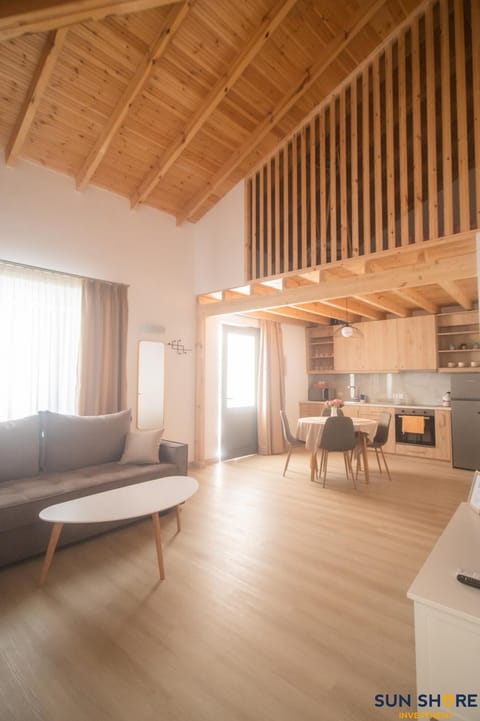 Kitchen or kitchenette, Living room, Dining area