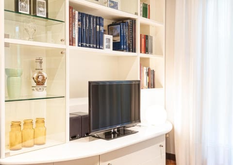 Library, TV and multimedia