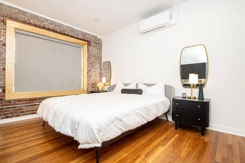 Bed, air conditioner
