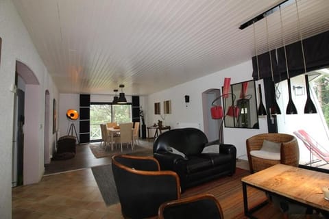 Annonce professionnelle. Jolie maison de vacances 4 chambres avec jardin à proximité de la mer. Villa in Hauts-de-France