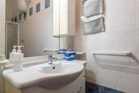 Coastal Heaven, Spacious apartment near the beach Apartment in Marina di Pisa