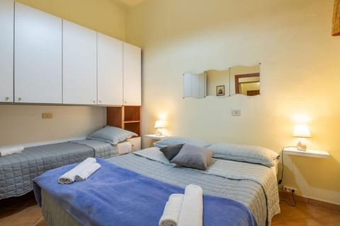 Coastal Heaven, Spacious apartment near the beach Apartment in Marina di Pisa