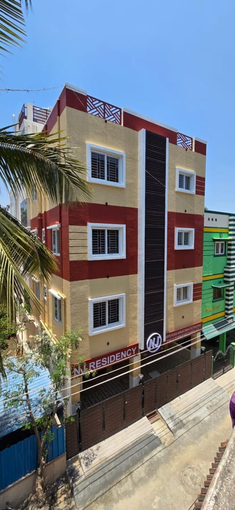 Property building, Street view