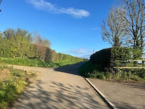 Come and stay at Little Wick House in England