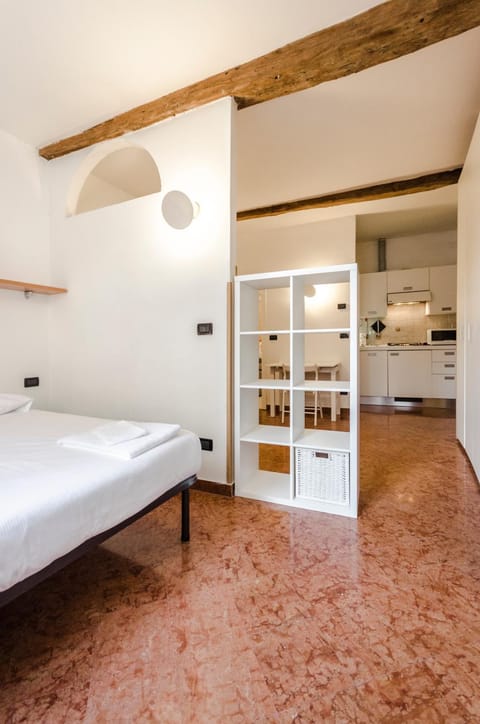 Bed, Kitchen or kitchenette, Photo of the whole room, Bedroom, wardrobe