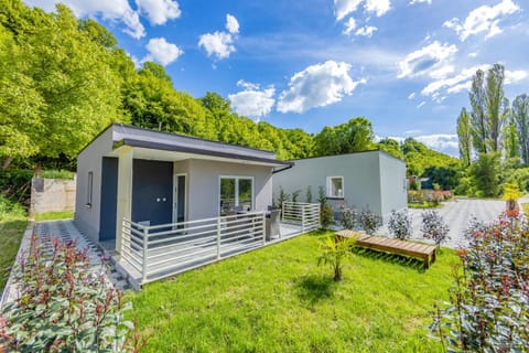 Property building, Day, Garden view
