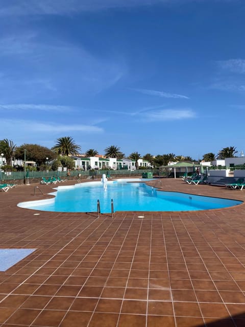 Pool view, Swimming pool, sunbed