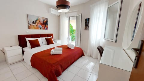 Bed, Bedroom, air conditioner