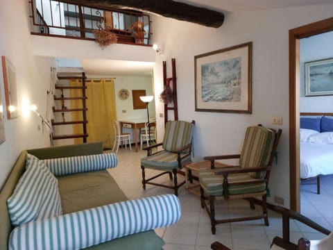 Casa Castello Riomaggiore Apartment in Riomaggiore