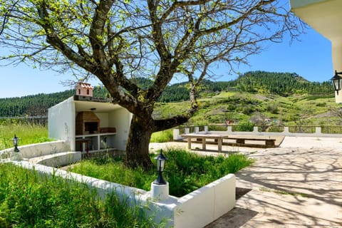 Natural landscape, Garden, Balcony/Terrace, Garden view, Mountain view
