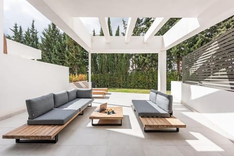 Patio, Garden, Balcony/Terrace, Seating area