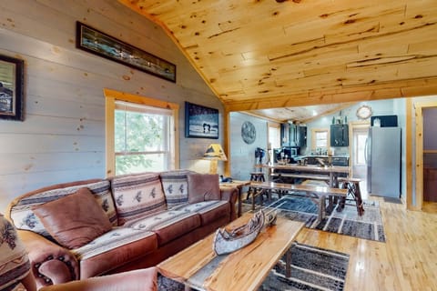 The Korn Krib- Main level House in Wisconsin