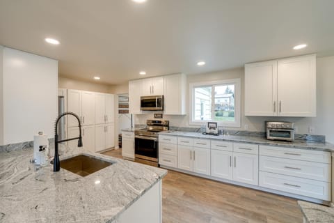 Oak Harbor Vacation Rental House in Whidbey Island