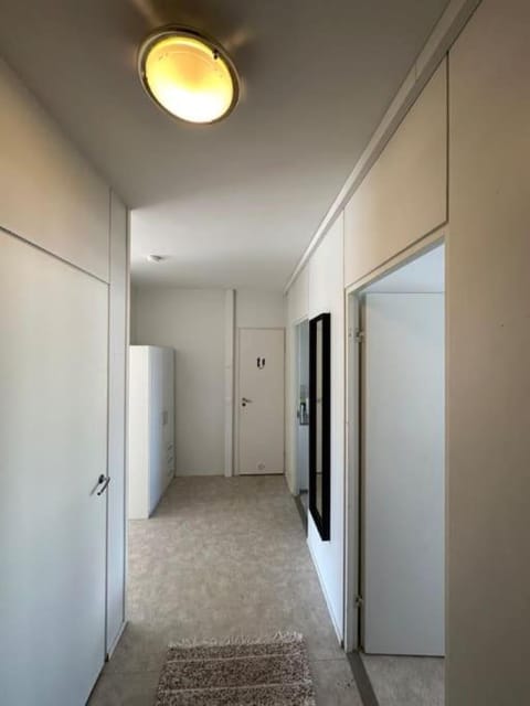 Kotimaailma - Tilava kolmio lähellä keskustaa #2 Apartment in Finland