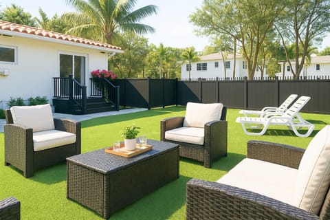 Patio, Garden, Seating area, Garden view, sunbed