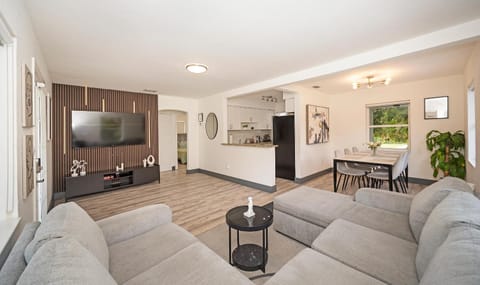 TV and multimedia, Living room