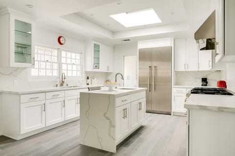 Monthier Melrose PO7H2O0 House in West Hollywood