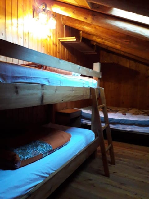 Monolocale di montagna Country House in Aosta Valley, Italy