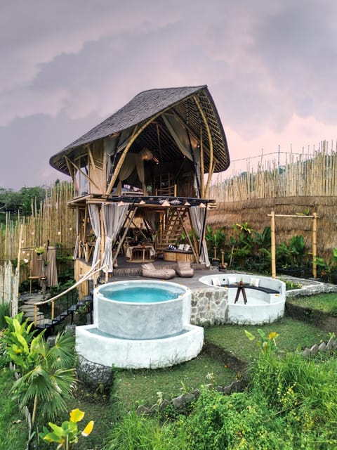 Nivriti Bali Villa in Sidemen