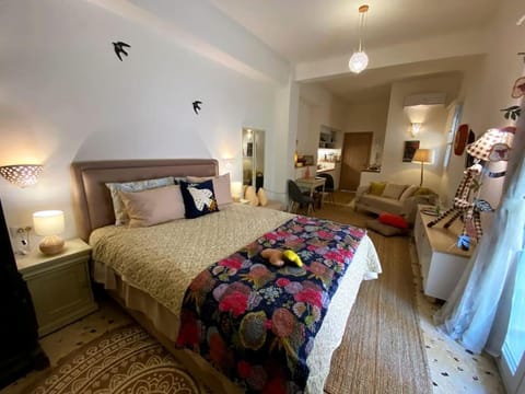 Bed, Photo of the whole room