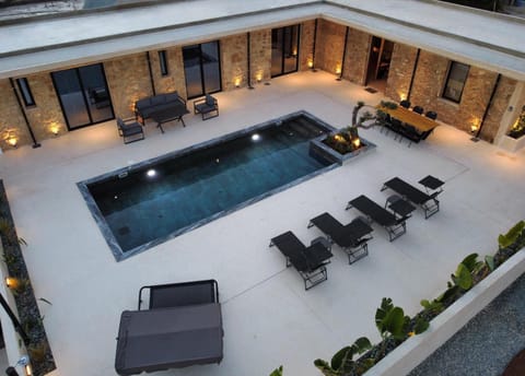 Seating area, Pool view, Swimming pool, sunbed