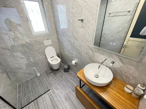 VILLA HYSA Studio's & Apartments Apartment in Sarandë