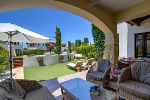 Patio, Garden, View (from property/room), Balcony/Terrace, Seating area, Dining area, Garden view, Pool view, sunbed