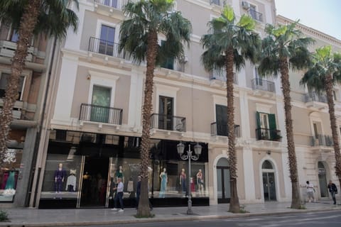 Property building, Street view