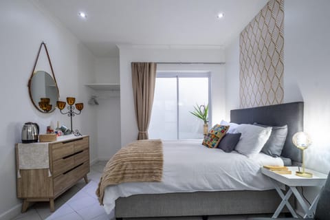 Patio, Coffee/tea facilities, Bedroom, wardrobe