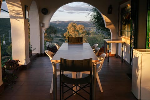 Off site, Balcony/Terrace