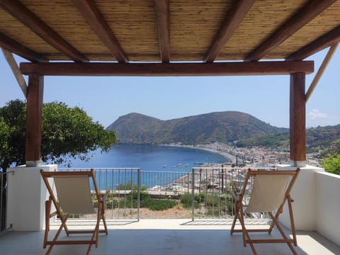 View (from property/room), Balcony/Terrace, Sea view
