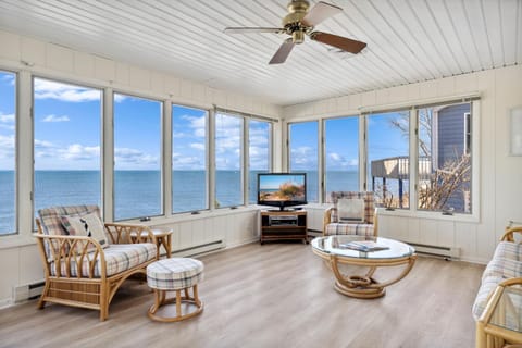 Lake Michigan Getaway by Juniper Holiday + Home House in New Buffalo