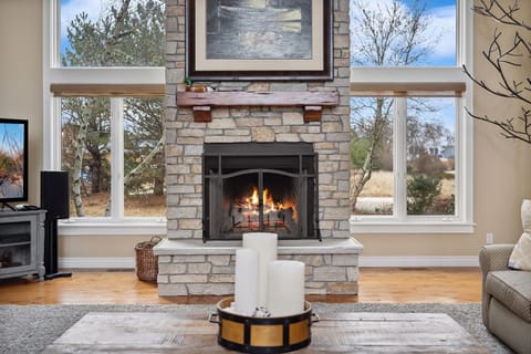 Main Destination by Juniper Holiday + Home House in Grand Beach