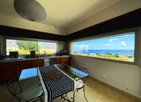 Maison KER TITOU. Bed and Breakfast in Brittany