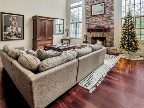 Pete's Place by Juniper Holiday + Home House in Sawyer