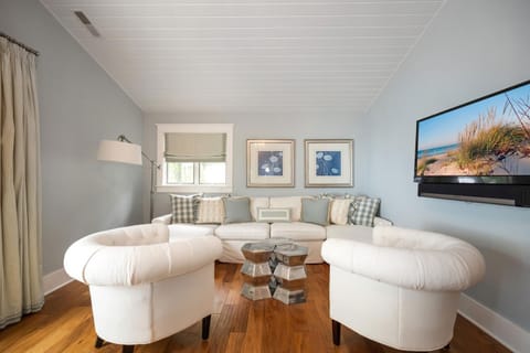 Sunset Shores Sanctuary by Juniper Holiday + Home House in Lake Michigan Beach