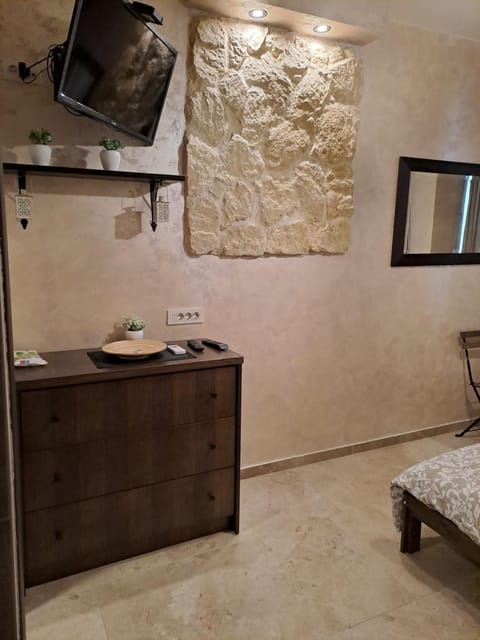 TV and multimedia, Photo of the whole room