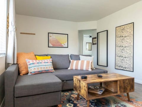 #StayInMyDistrict Walla Walla Wine Getaway House in College Place