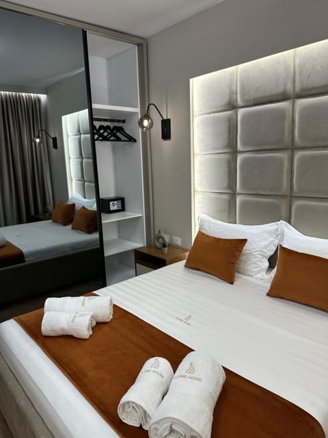 Bed, Photo of the whole room, Bedroom, towels, wardrobe