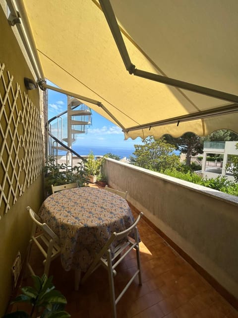 Balcony/Terrace, Dining area, Sea view