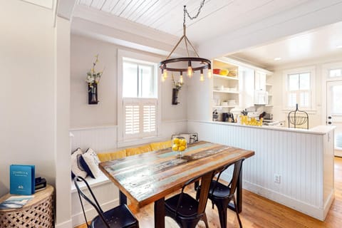 Yarmouth Yacht Club House in Seabrook