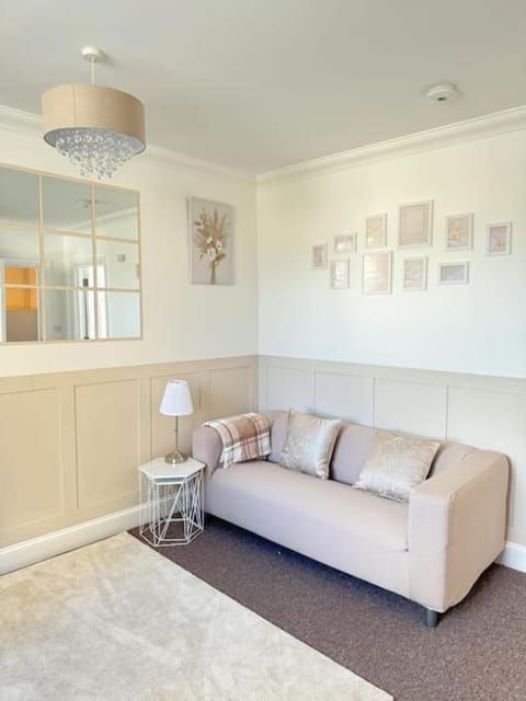 Modern flat in central Reading Apartment in Reading