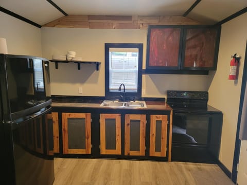 1 Fish House in Lake of the Ozarks