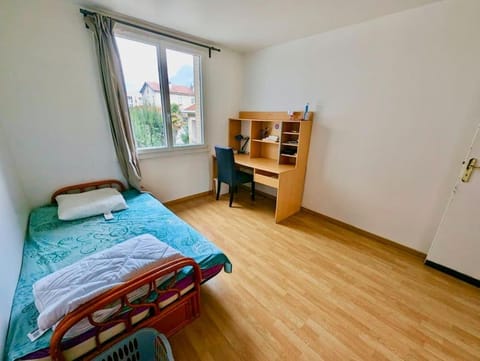 Chambre au Cœur Grenoble - Calme & Tout Equipé avec WIFI Apartment in Grenoble