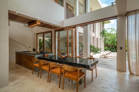 Ayala Saya - Brand New Lux 4BR Pererenan Villa Villa in North Kuta