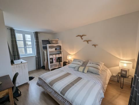 Appartement lumineux et calme proche mer a pieds Apartment in St-Malo