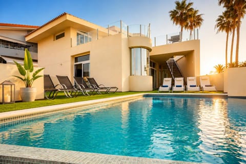 Property building, Pool view, sunbed